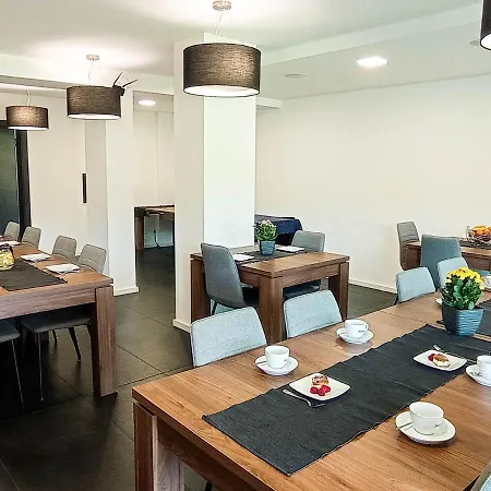 ベッド・アンド・ブレックファスト Monte 3*